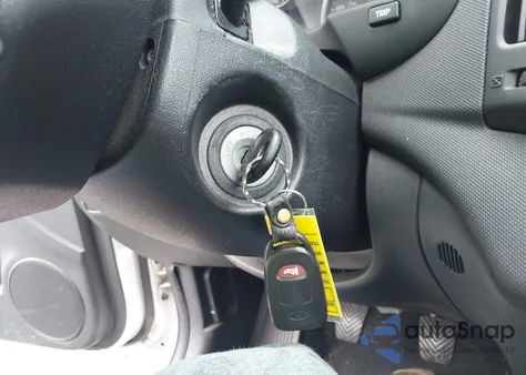 2012 Hyundai Elantra Touring Gls z USA, uszkodzony, nr VIN KMHDB8AEXCU143258